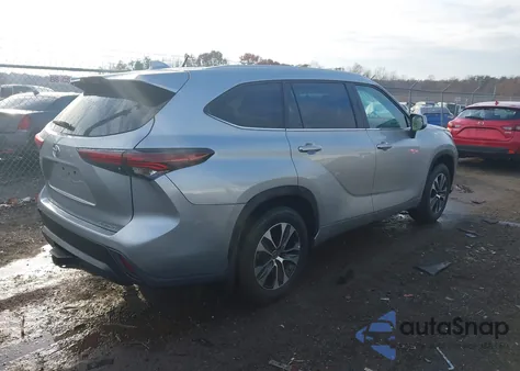 2025 Toyota Highlander Xle из США, поврежденный, VIN 5TDKDRBH2SS577519